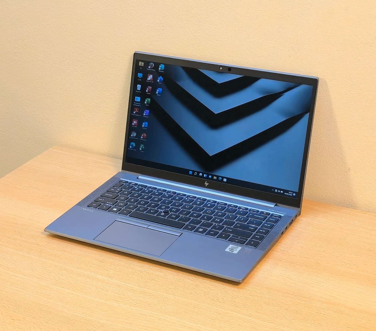 HP ZBook FireFly 14 G7 Mobile WorkStation - Image 2