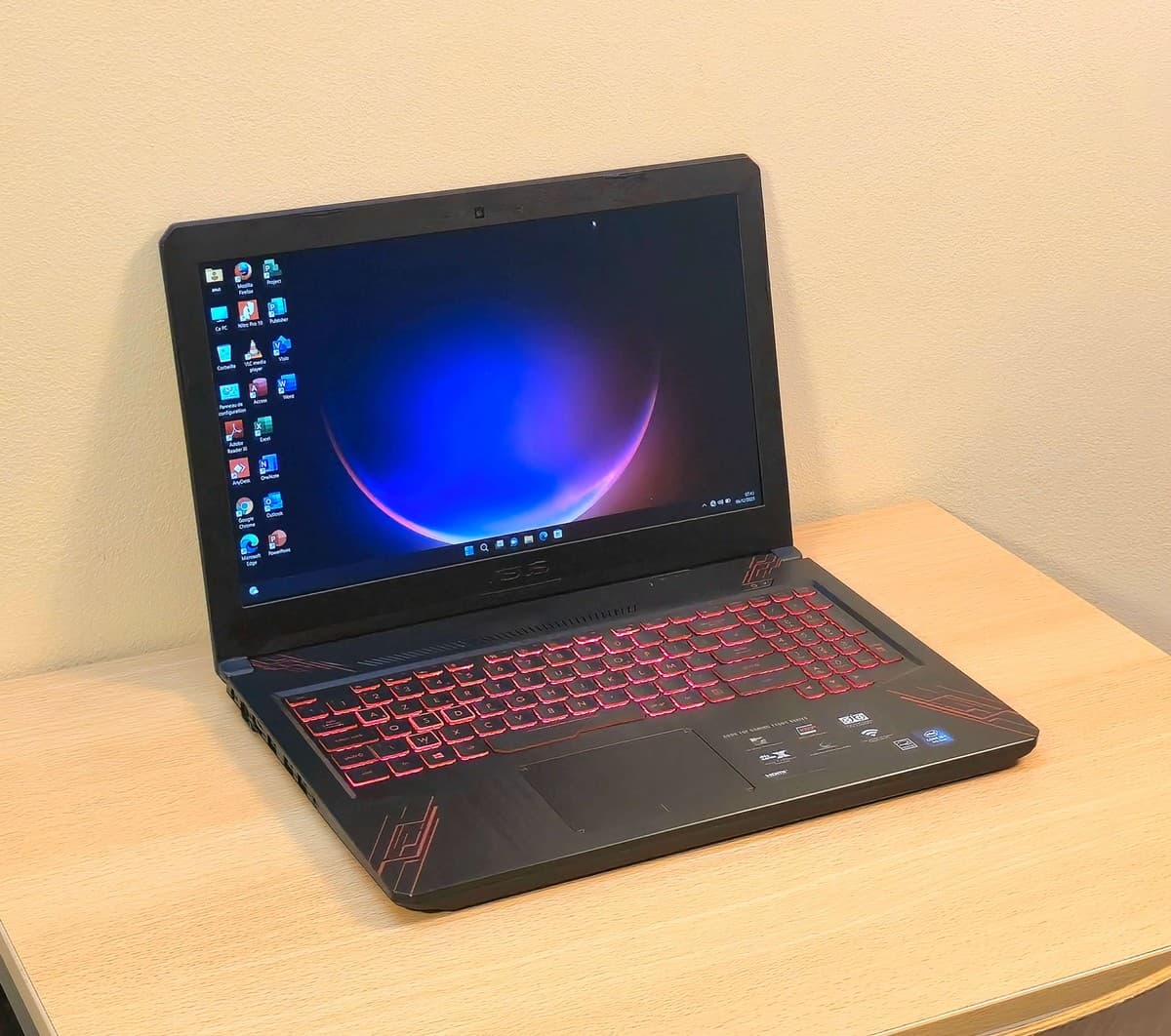 ASUS TUF GAMING FX504GD - Image 1
