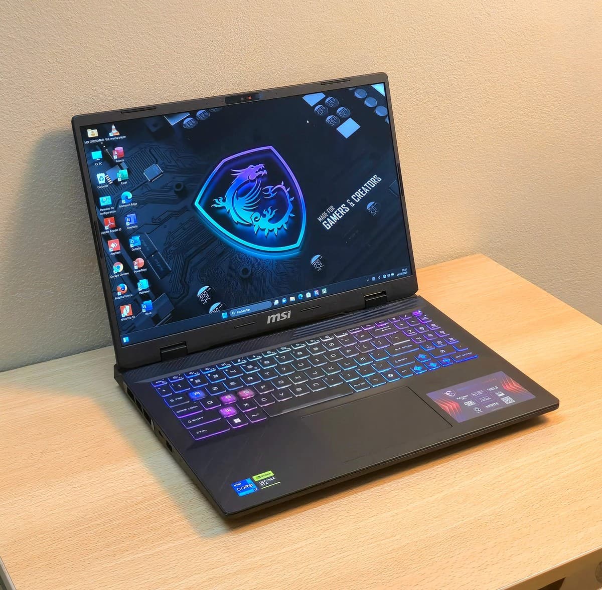 MSI CROSSHAIR 16 HX D14VGKG