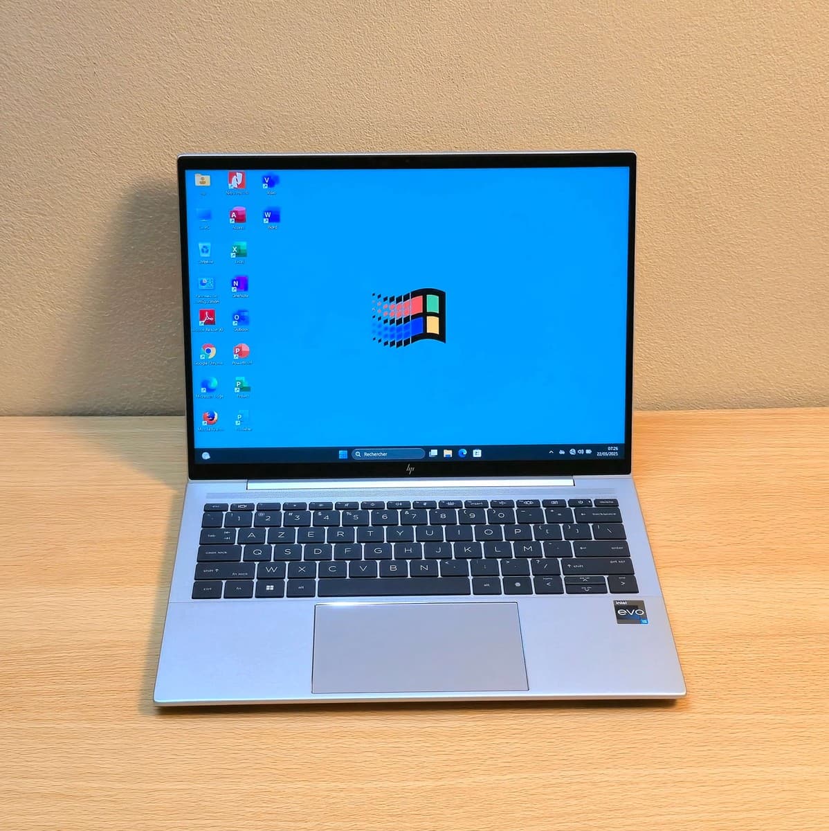 HP DragonFly 13.5 INCH G4 - Image 1