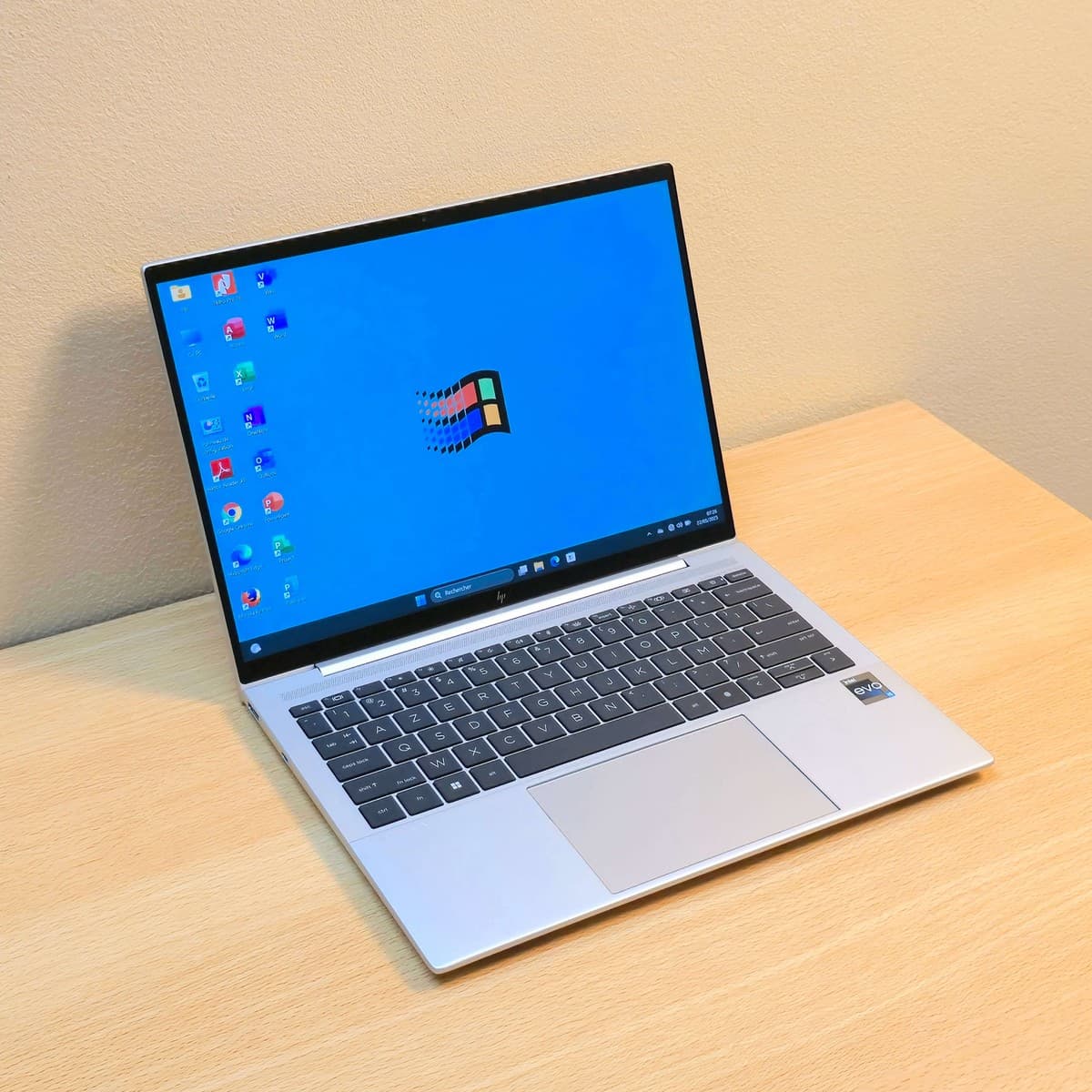 HP DragonFly 13.5 INCH G4 - Image 3