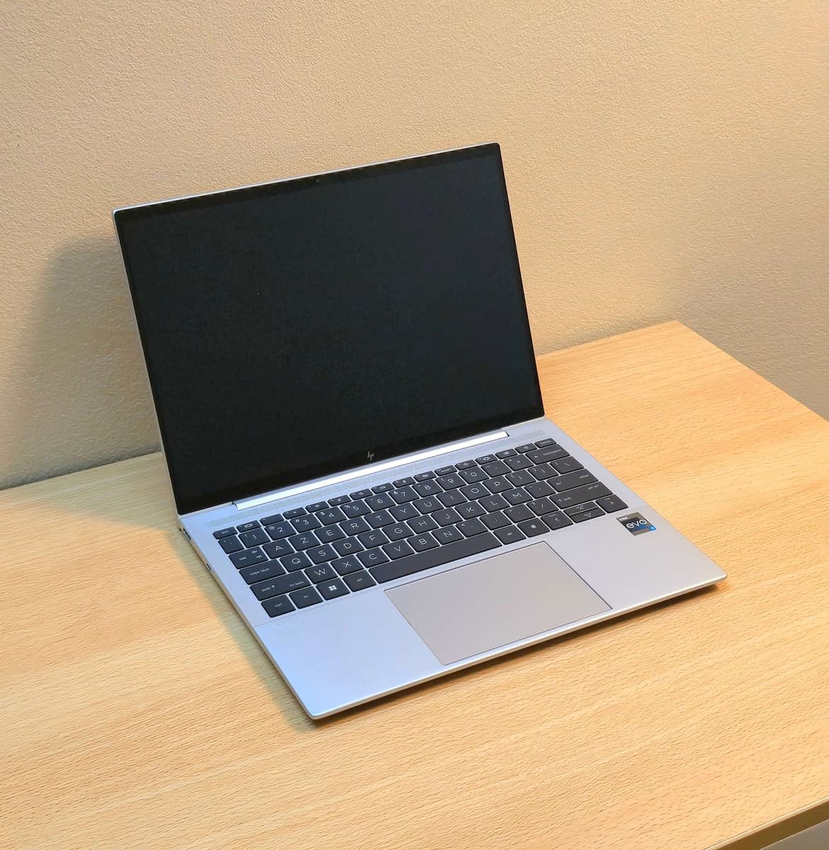 HP DragonFly 13.5 INCH G4 - Image 4