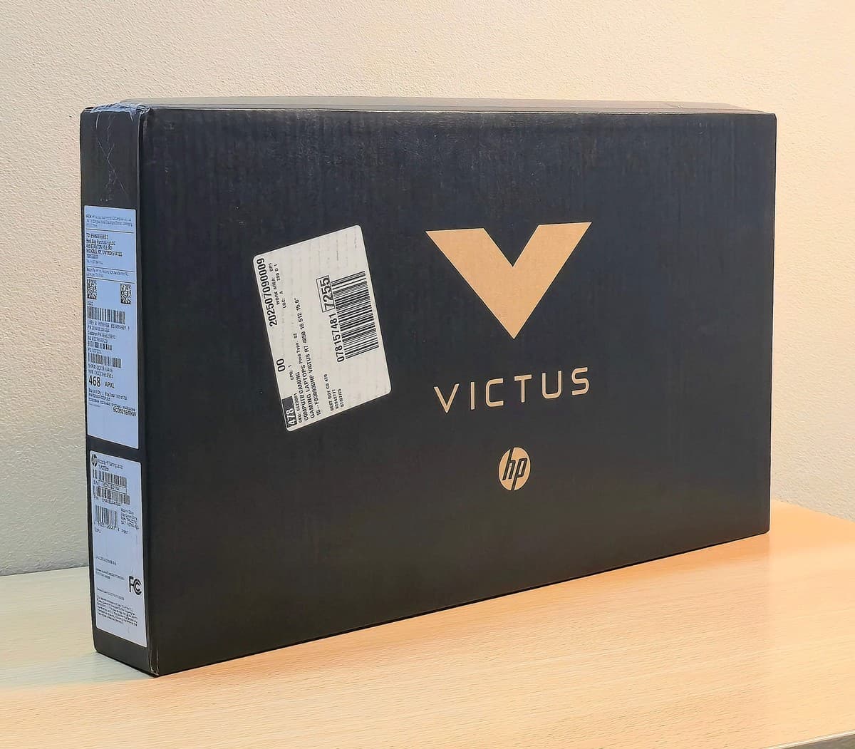 VICTUS BY HP GAMING Laptop 15-fa2352tx