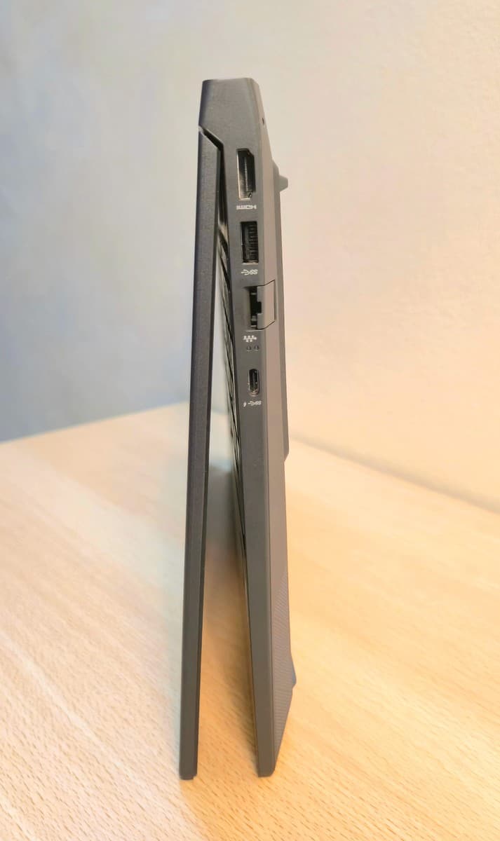 VICTUS BY HP GAMING Laptop 15-fa2013dx - Image 7