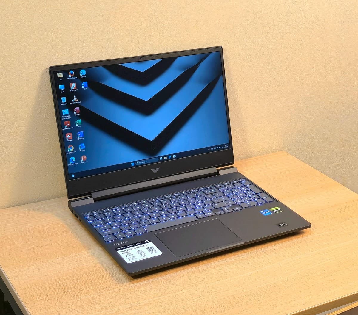 VICTUS BY HP GAMING Laptop 15-fa2013dx - Image 4