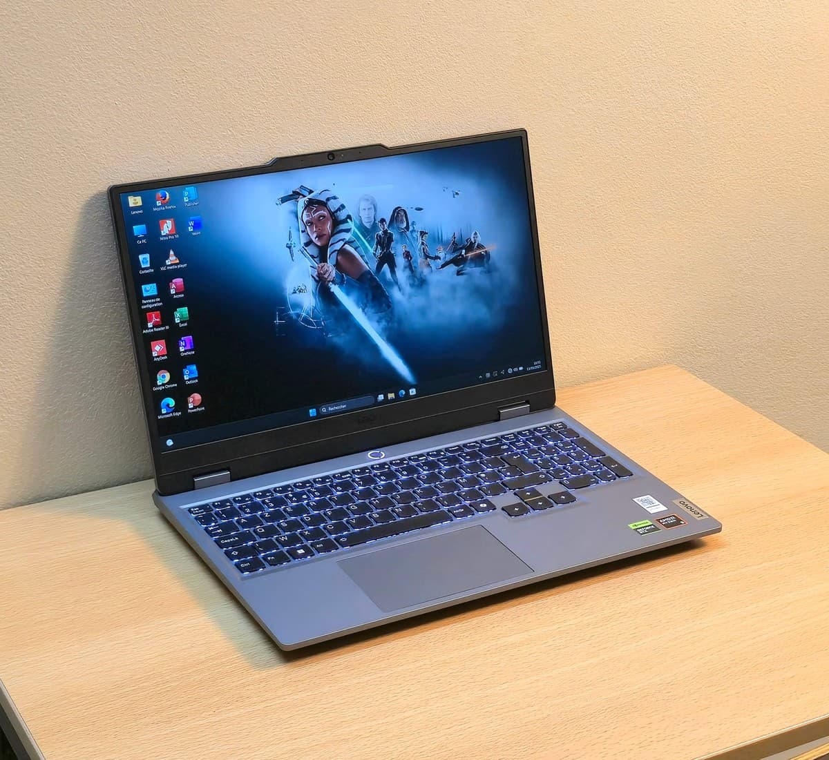 LENOVO LOQ 15AHP9 - Image 9