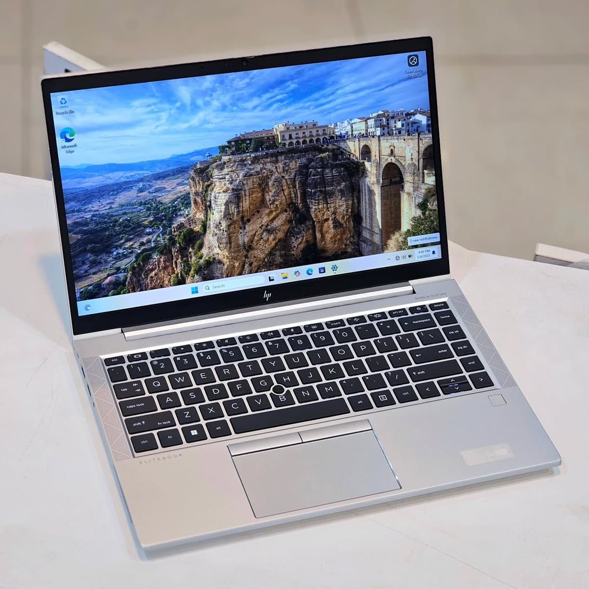 HP EliteBook MT46 Mobile Thin - Image 1