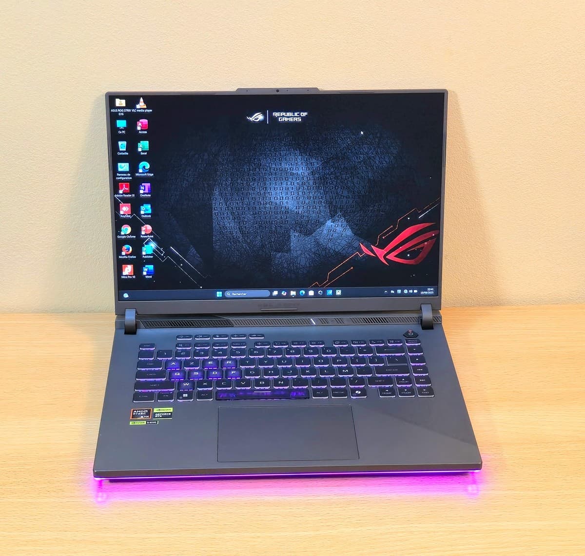 ASUS ROG STRIX G16 G614PR GAMING LAPTOP - Image 2