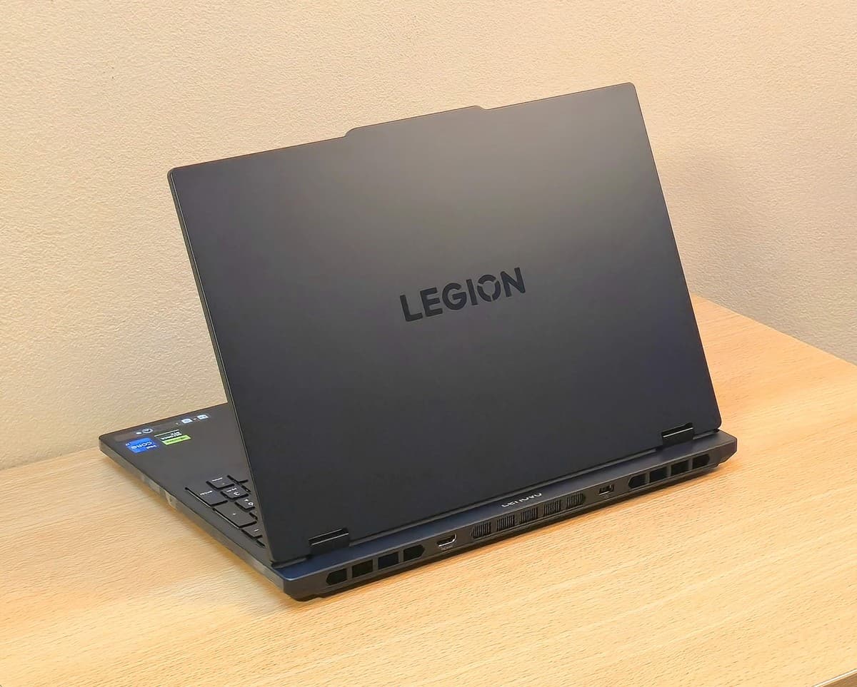 LENOVO LEGION 5i 15IRX10 - Image 7