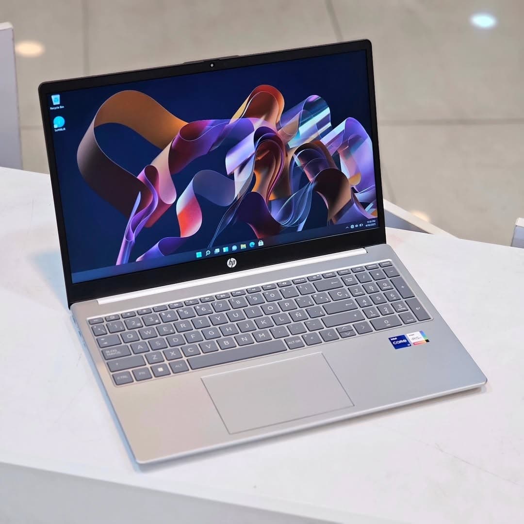 HP Laptop 15-fd0458nia (B02XHEA)