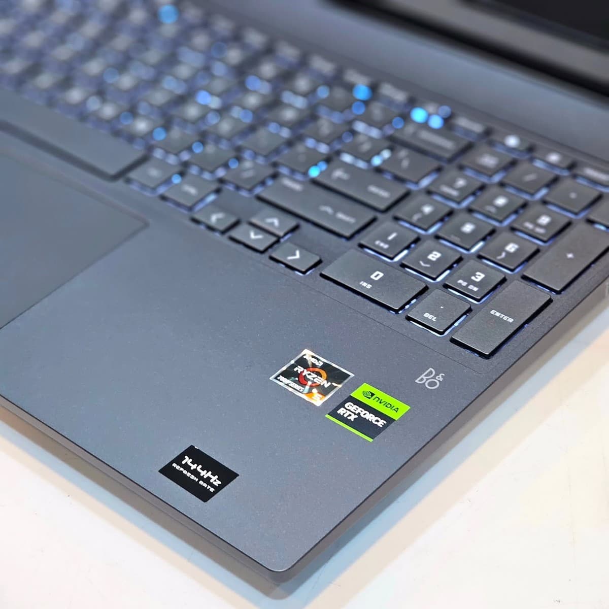 VICTUS BY HP GAMING Laptop 15-fb2082wm - Image 5