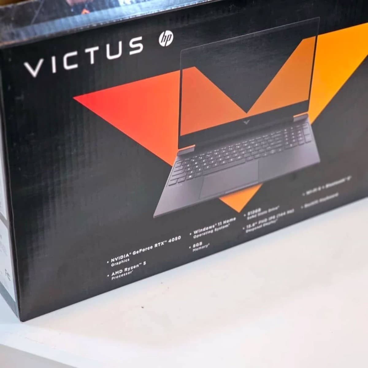 VICTUS BY HP GAMING Laptop 15-fb2082wm