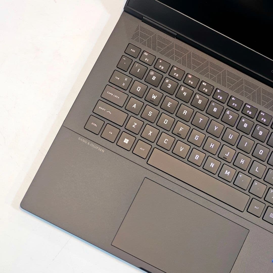 OMEN BY HP LAPTOP 16-WF0083 - Image 8