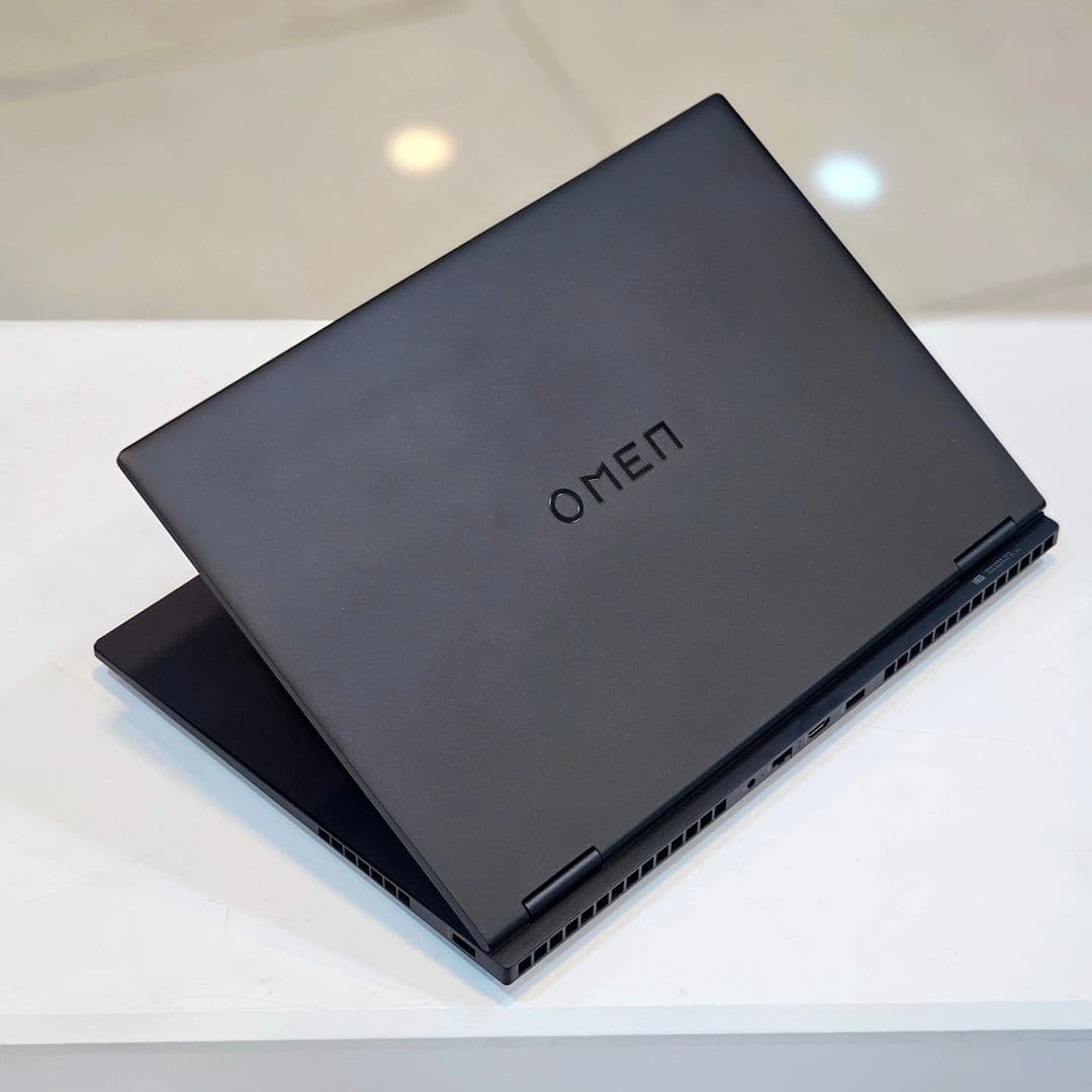 OMEN BY HP LAPTOP 16-WF0083 - Image 3