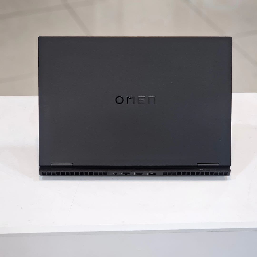 OMEN BY HP LAPTOP 16-WF0083 - Image 5