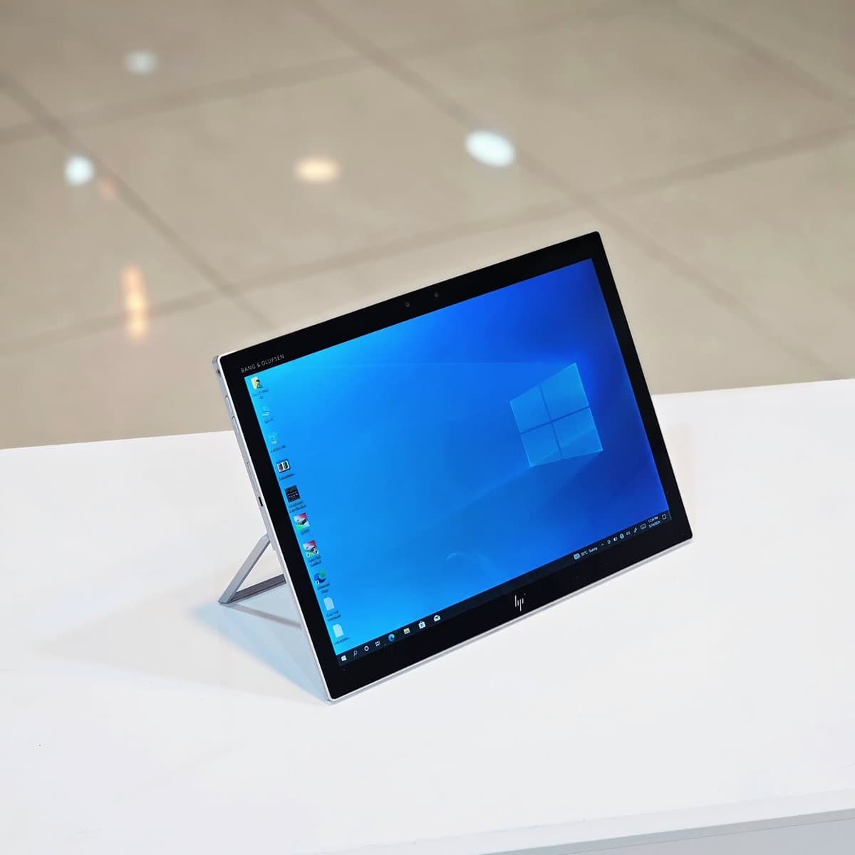 HP Elite X2 1013 G3 ¦ Hybride, Convertible, Détachable - Image 7