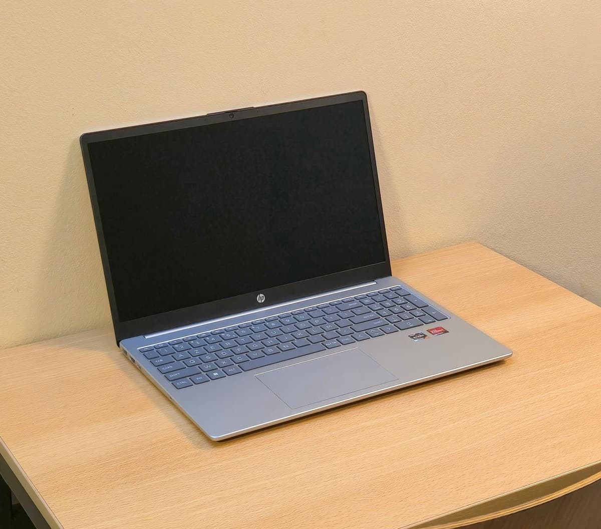 HP Laptop 15-fc0120nia - Image 11