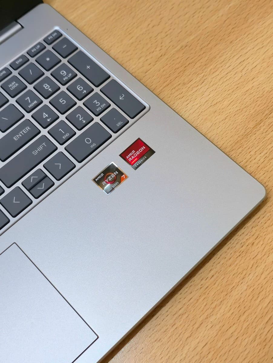 HP Laptop 15-fc0120nia - Image 12