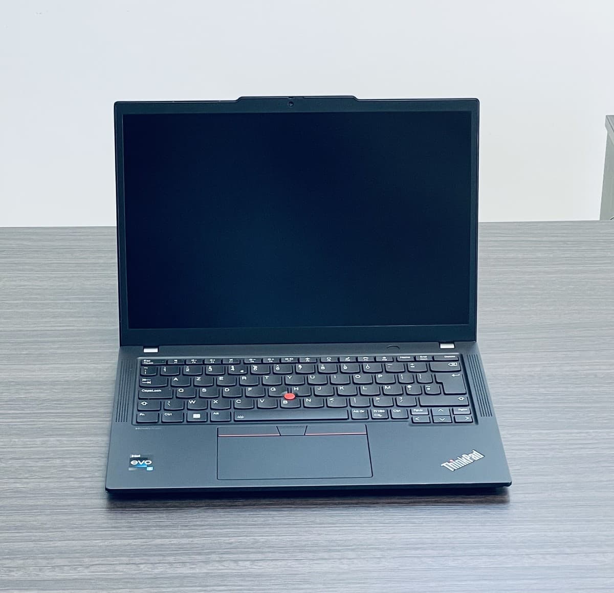 Lenovo ThinkPad X13 GEN 4 - Image 4