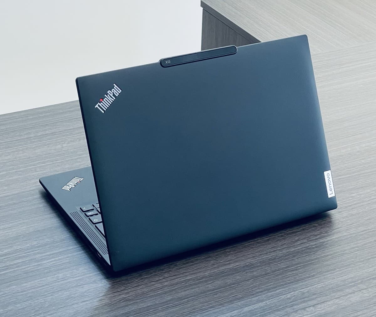 Lenovo ThinkPad X13 GEN 4 - Image 7