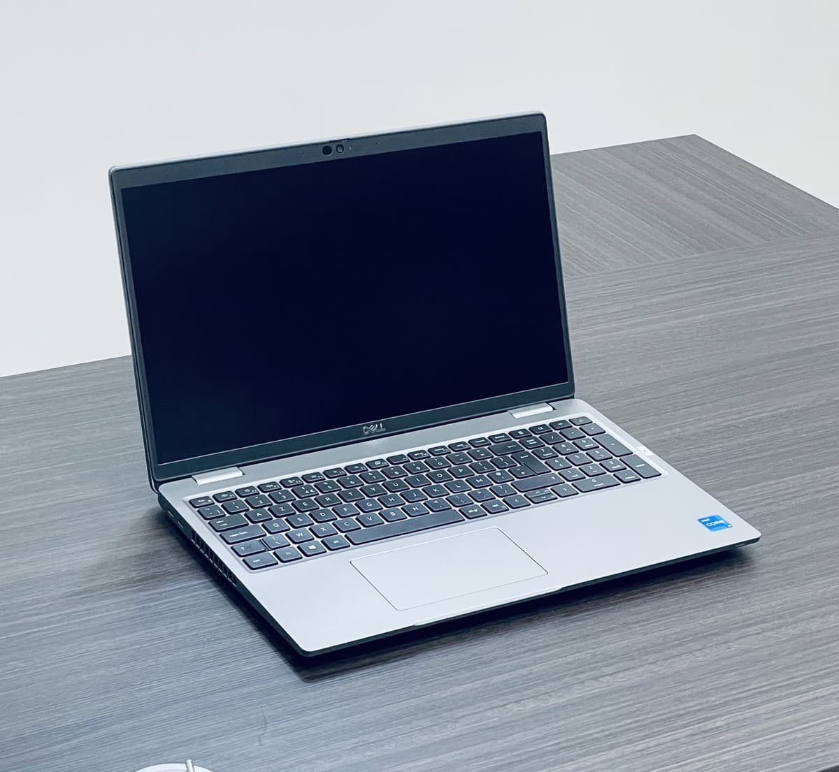 Dell Latitude 5520 / Core i5-11ème GEN / SSD 256Go RAM 16Go - Image 2