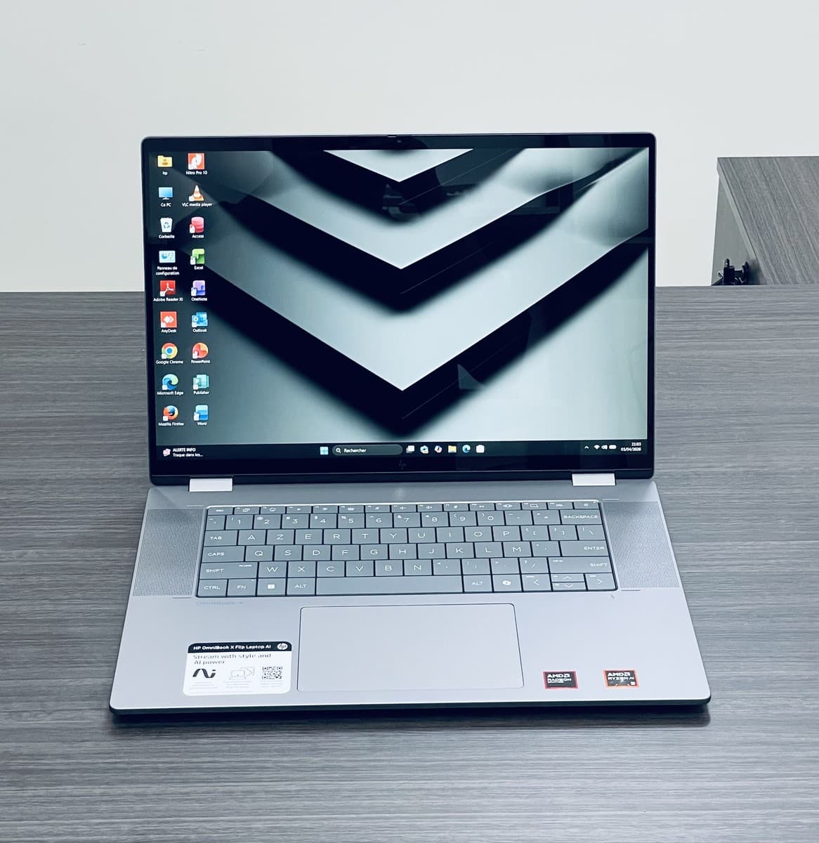 HP OmniBook X Flip NGAI Laptop 16-ar0013dx - Image 10