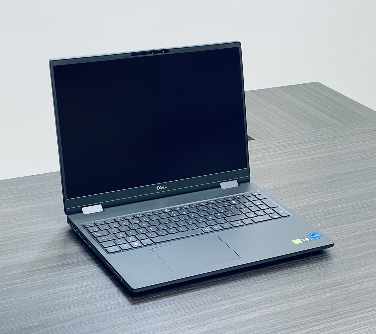 Dell Precision 7680 - Mobile WorkStation - Image 2