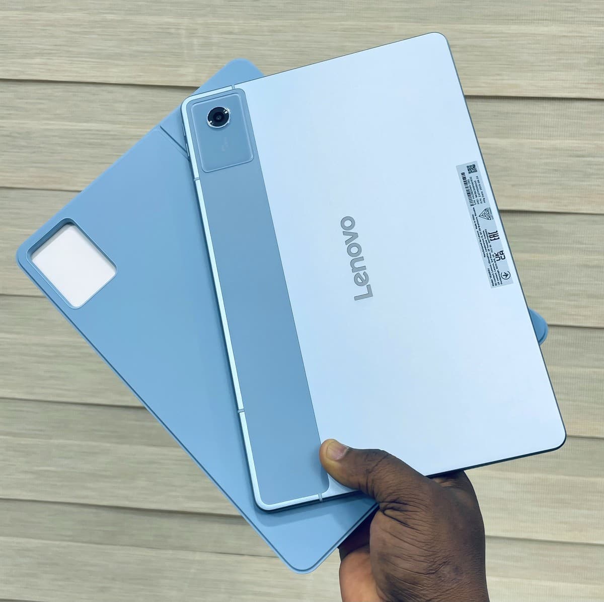 LENOVO IDEA TAB 5G + AI / POCHETTE À CLAVIER / STYLO - Image 7