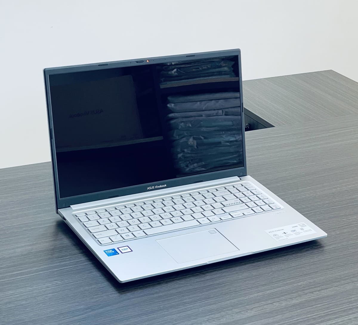 ASUS VivoBook 15 X1504VAP-BS54T - Image 9