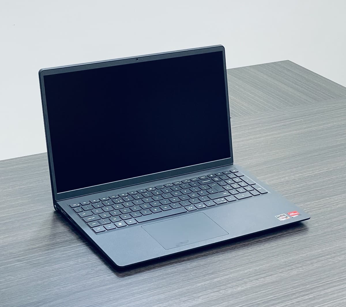 Dell Vostro 3525 / AMD Ryzen™ 7 5700U / SSD 512Go / RAM 16Go - Image 4