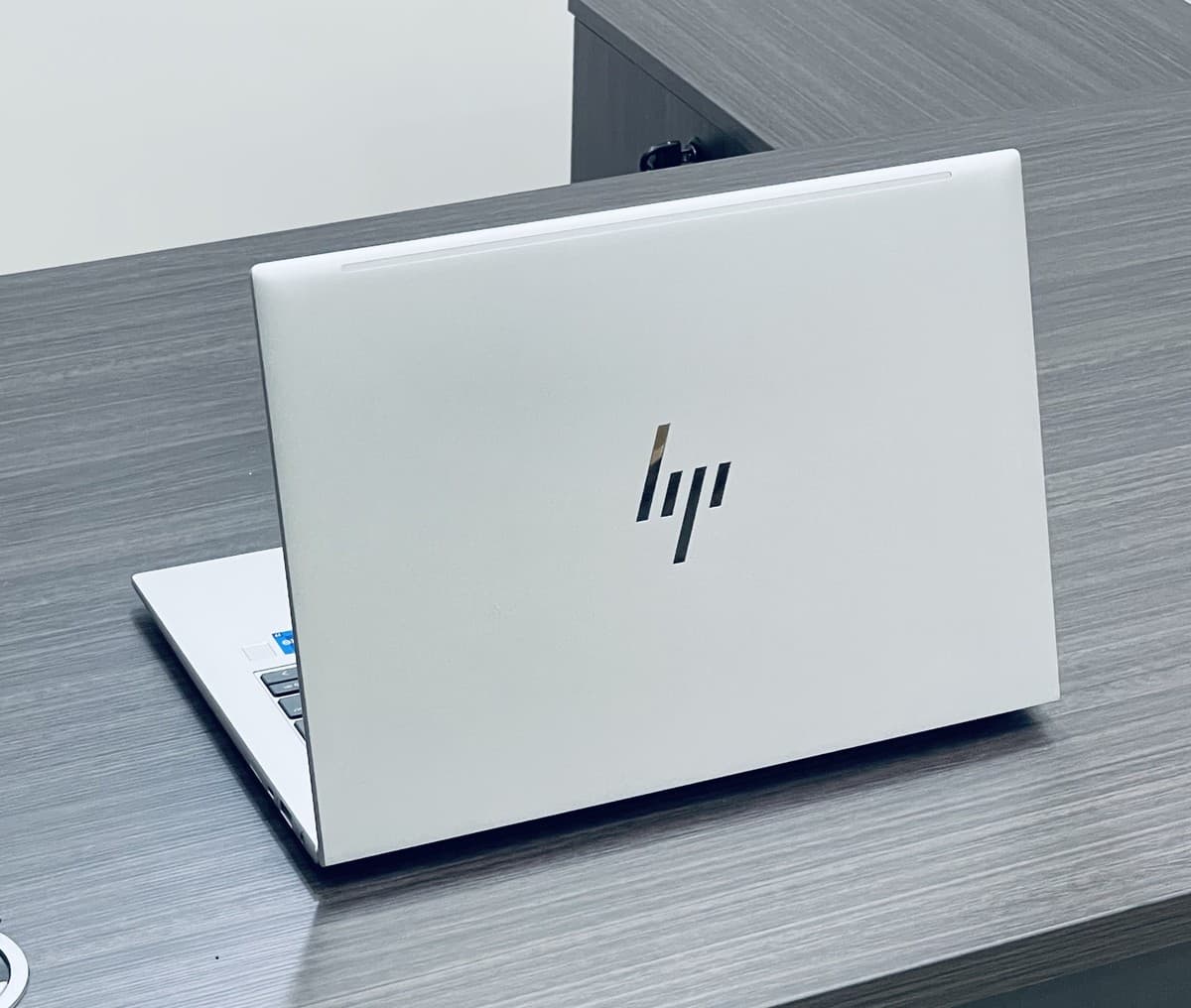 HP EliteBook 840 G10 / Core™ i7-13ème GEN / SSD 512Go / RAM 16Go - Image 8