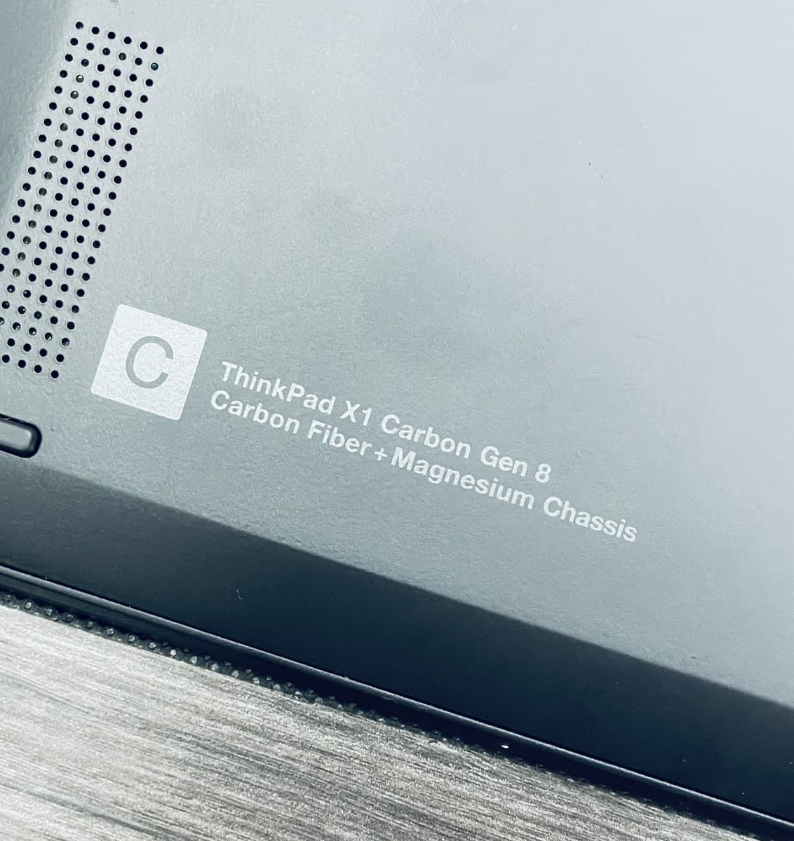 LENOVO ThinkPad X1 Carbon GEN 8 - Image 12
