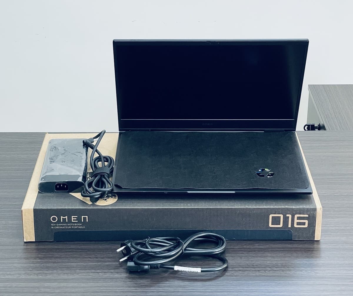 OMEN BY HP Gaming Laptop 16-wf0xxx - Image 4