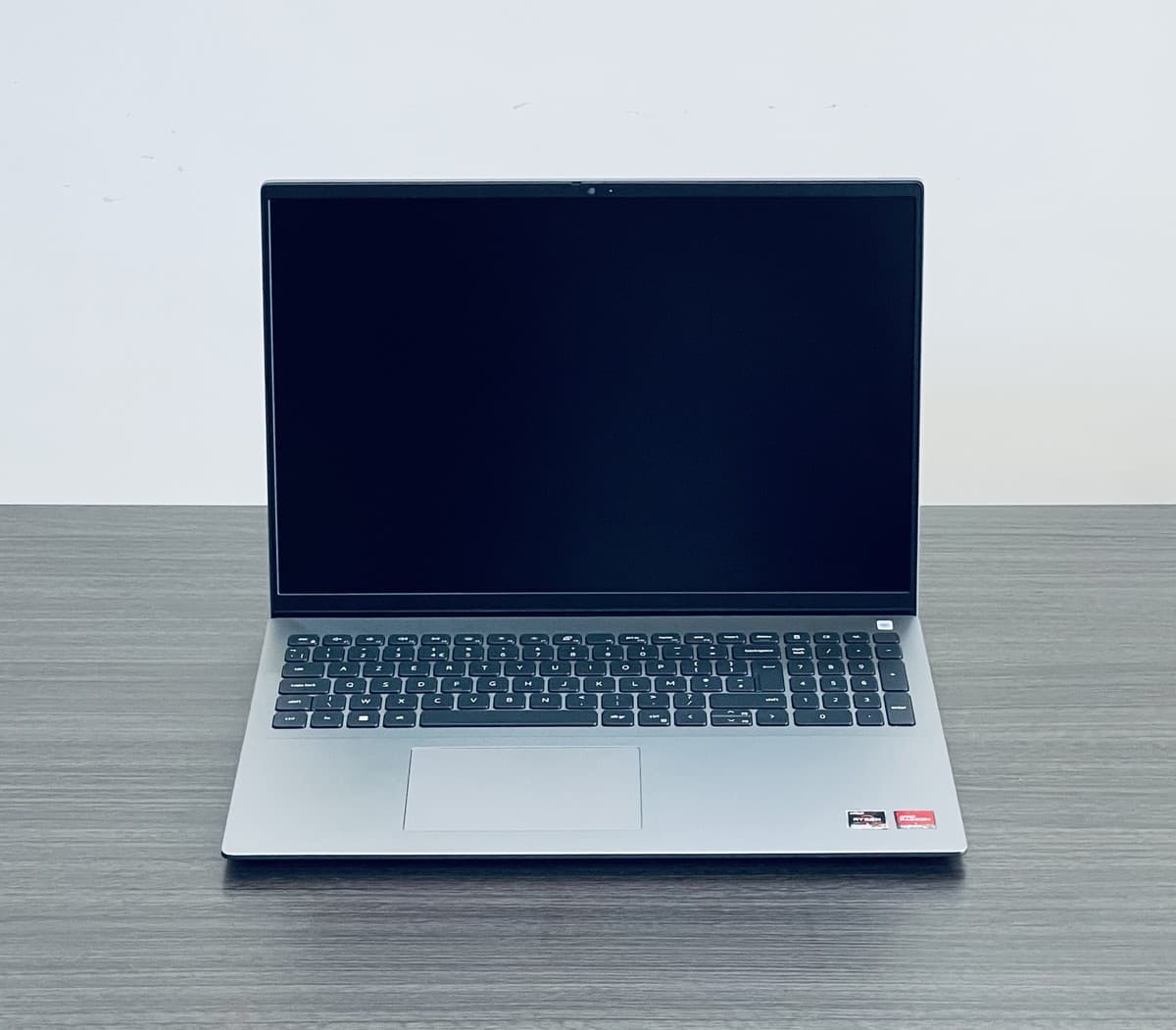 Dell Vostro 16 5635 / Ryzen™ 7 7730U / SSD 512Go / RAM 16Go - Image 5