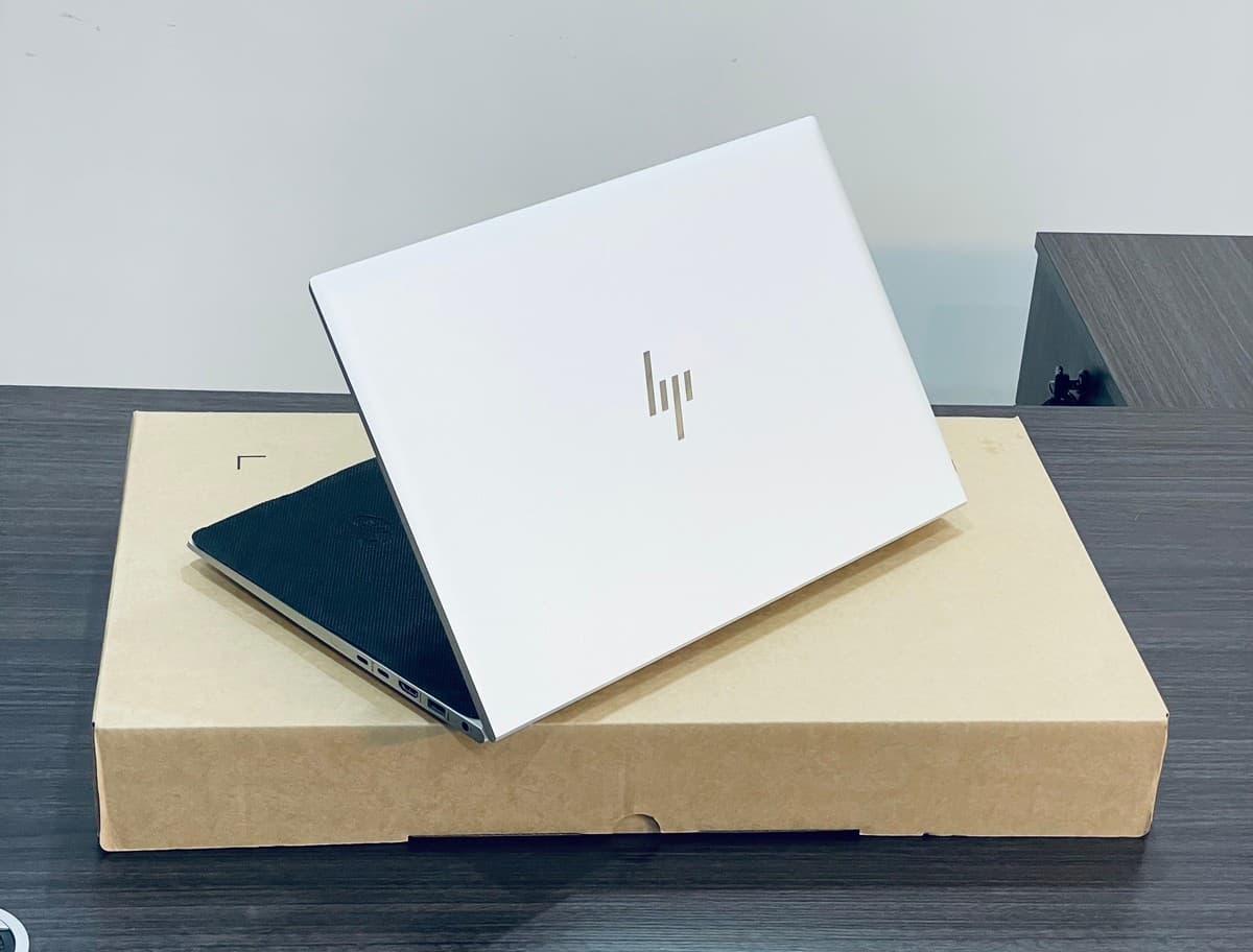 HP EliteBook 855 G7 / AMD Ryzen™ 7 Pro 4750U - Image 2