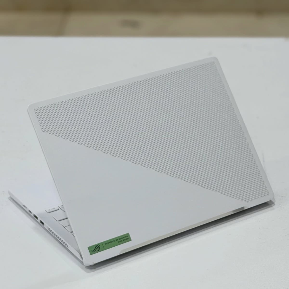 ASUS ROG Zephyrus G14 (GA403UM) / AMD RYZEN® 9 270 / RTX 5060, 8Go - Image 6