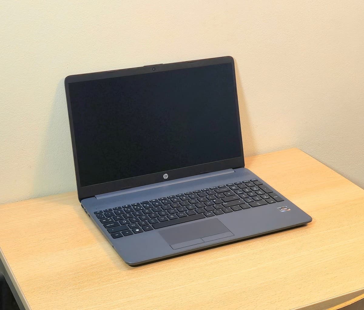 HP 255 G9 (6Q8C1ES) / AMD Ryzen™ 5 5625U / SSD 512Go / RAM 8Go - Image 6