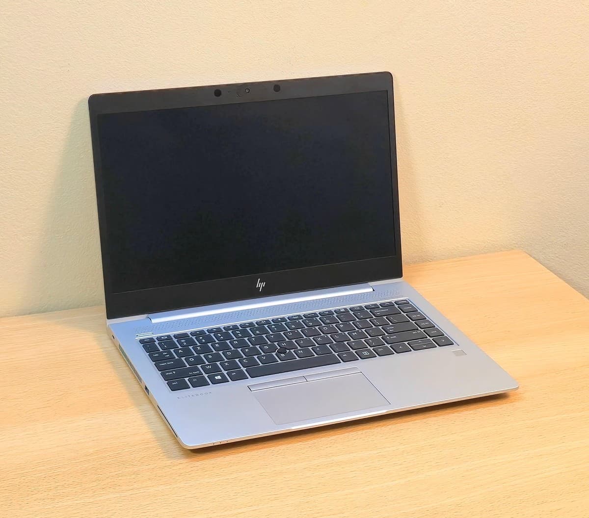 HP EliteBook 745 G6 / AMD Ryzen™ 5 Pro 3500U / SSD 256Go / RAM 16Go - Image 2
