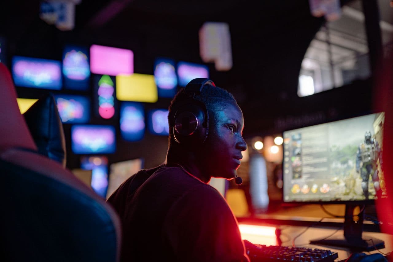 Streaming au Bénin : quel matériel faut-il acheter pour bien débuter ?
