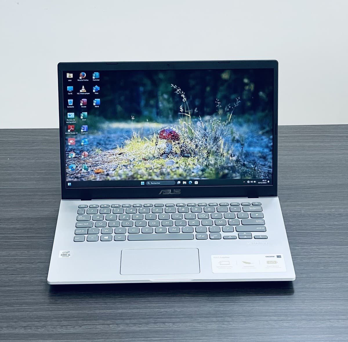 ASUS VivoBook Laptop X409JA / Intel®️ Core™️ i5-1035G1 / SSD 256Go / RAM 8Go