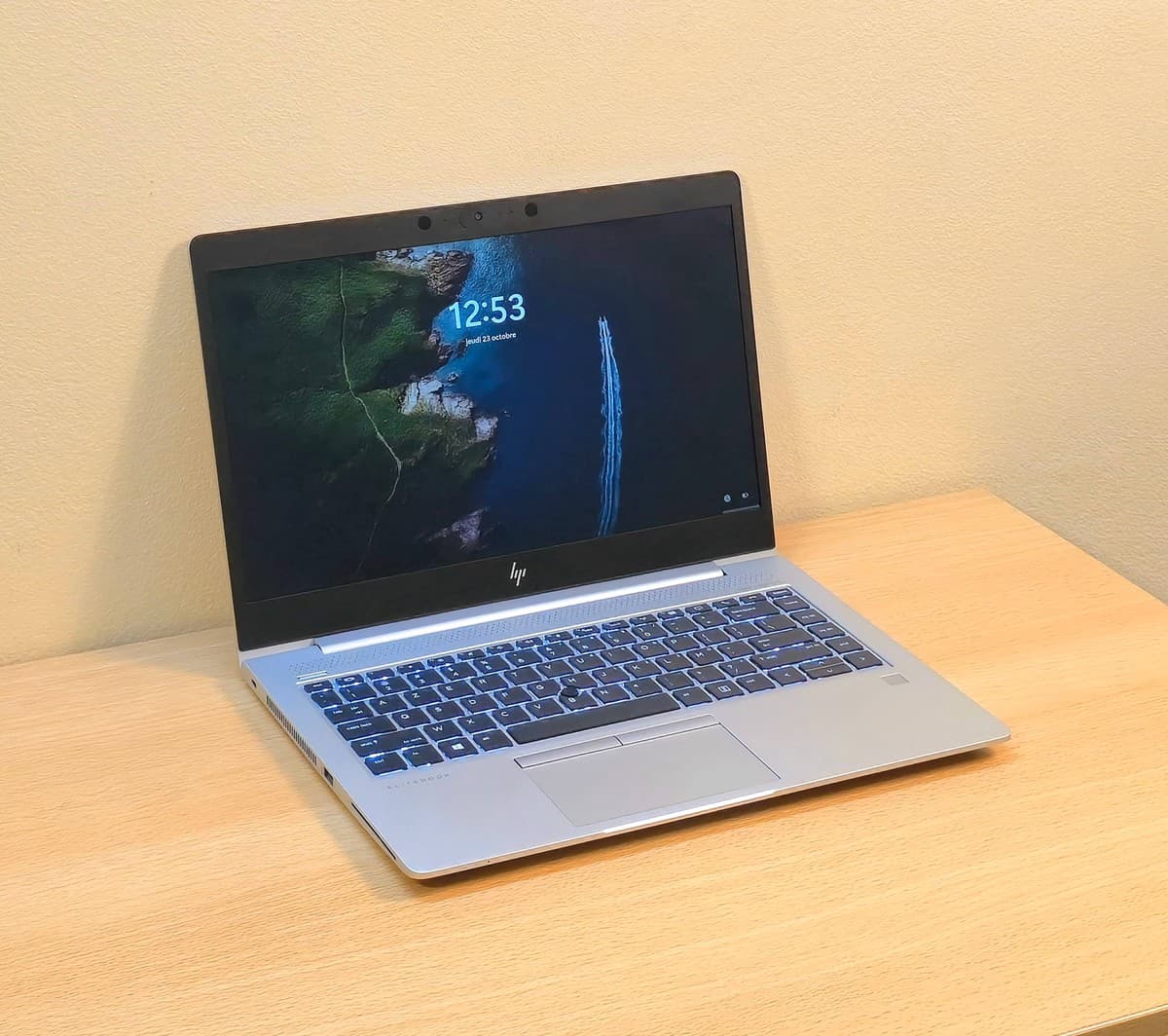 HP EliteBook 745 G5 / AMD Ryzen™️ 7 Pro 2700U / SSD 256Go / RAM 8Go